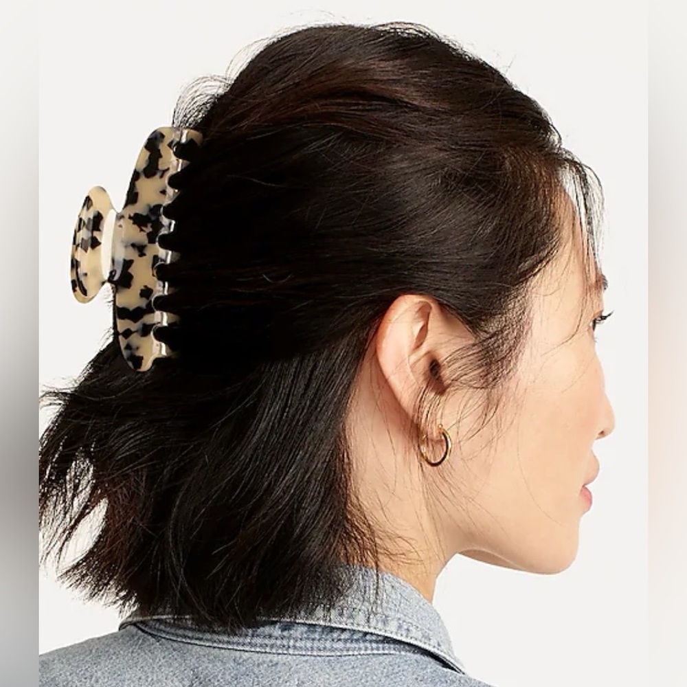 J. Crew Tortoise Claw Clip